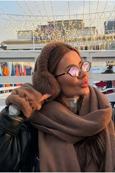 Betülce Katlanabilir Peluş Kulaklık – Yumuşak, Sıcacık & Şık Tasarım