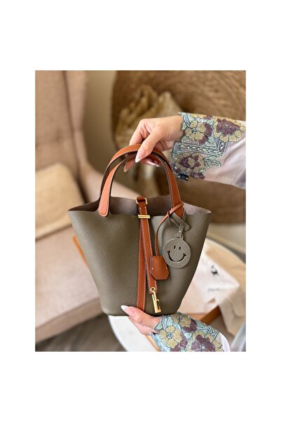 Generic Brand Reem Store Togo Bucket Bag for Women - Medium Pebbled Leather-L...