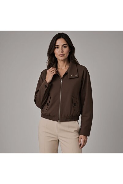 KAROL Raglan Sleeve Jacket with Robal on the Back and Padding