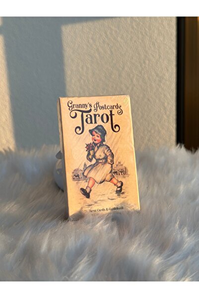 Granny’s Postcards Tarot Destesi /Tarot Kartları -10cm 6,5cm boyutlarında