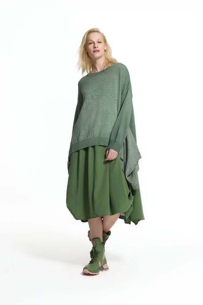 #vdr viadellerose Khaki Appliqué Letter Asymmetric Sweater 19216