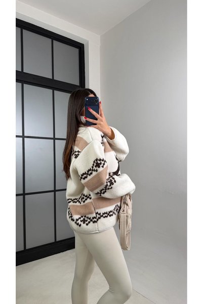 Moodel Brand Model Women's Brown Deer Fishneck Plush Sweatshirt
