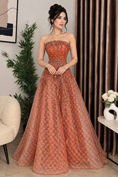 Barly Luxurious Copper Orange Evening Gown, Featuring a Strapless Design and ...