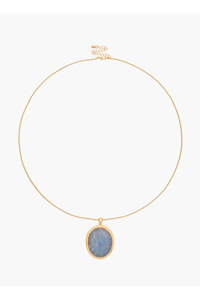 FAV Gold Tone Pendant Necklace Lobster Clasp Closure