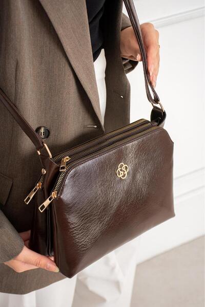 mugalas Klasya Soft Textured Three-Compartment Water-Repellent Shoulder Cross...