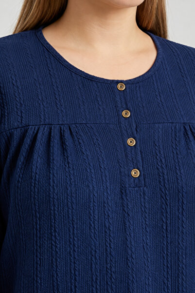 Ravencia Winter Hair Knitwear Buttoned Soft Blouse
