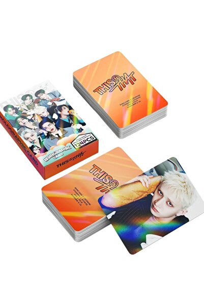 Kpop Dünyasi STRAY KIDS '' This & That '' Çift Yön Baskılı Hologramlı Lomo Card Seti (60 Pcs)