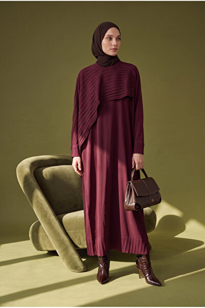 Avenna Asymmetrical pleated detail crew neck long sleeve relaxed fit dress bu...