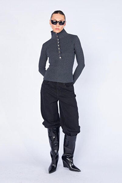 TENA Women's Smoked Stand Collar Knitwear with Gold Snap Detail