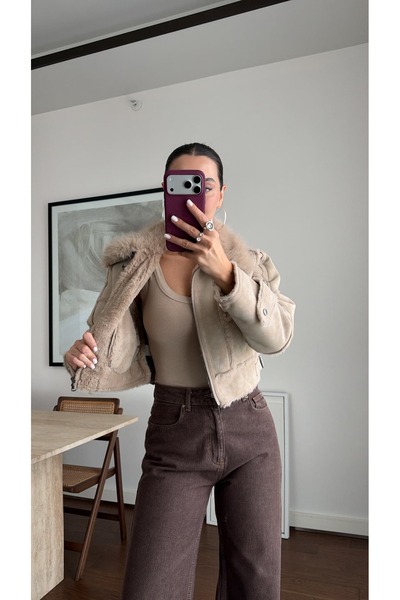 sinem kıvanç YAKASI KÜRK DETAYLI CROP CEKET
