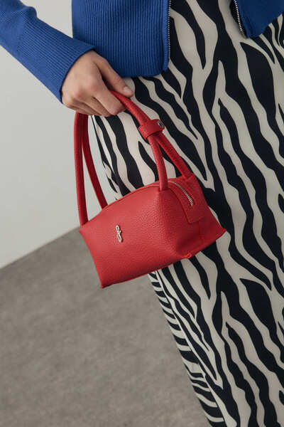 Fahhar Beny Handbag Red