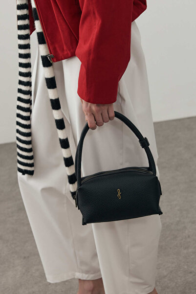 Fahhar Beny Handbag Black