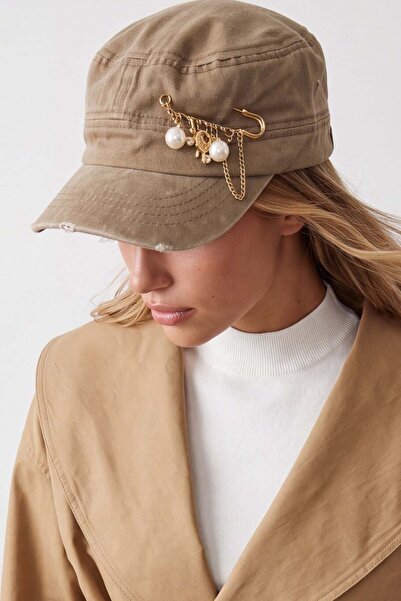 Trend Alaçatı Stili Women's beige hat with hook and pin accessory alc-x15877