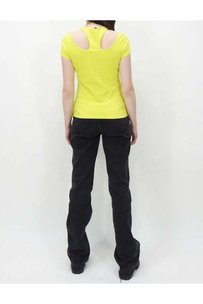 Sheya Tricou, galben