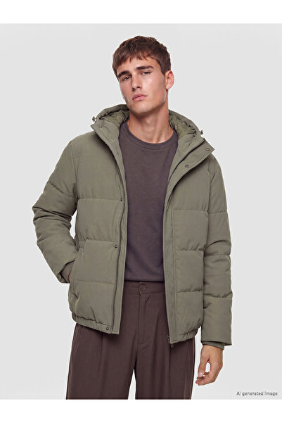 LC Waikiki Nevavm with a Difference of Opinion, Lcw Vision Green Regular Fit ...