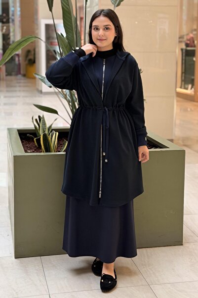 MISS DALIDA Missdalida Lace Detailed Long Hooded Jacket