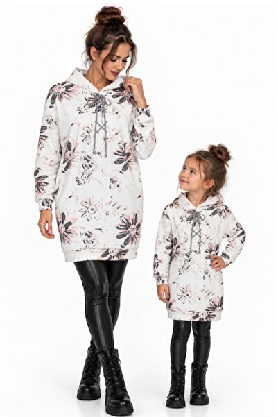 Atelier Anca Socolovschi Set mamă-fiică, rochii albe cu imprimeu floral, mode...
