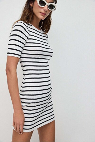No Matter What Rochie mini cu dungi