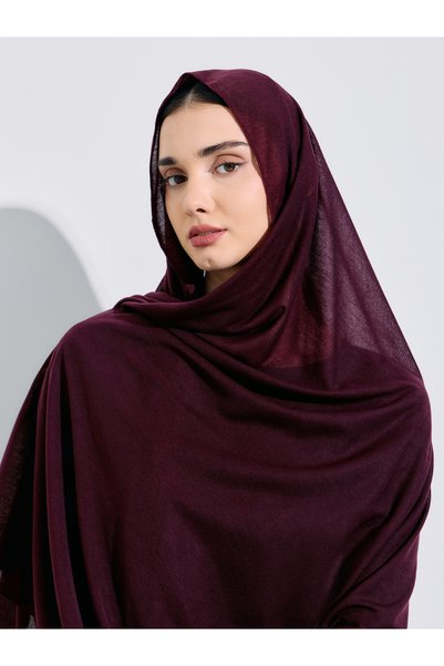 Amirah By Styli حجاب بلون بورجوندي صلب مقاس 80×180 سم