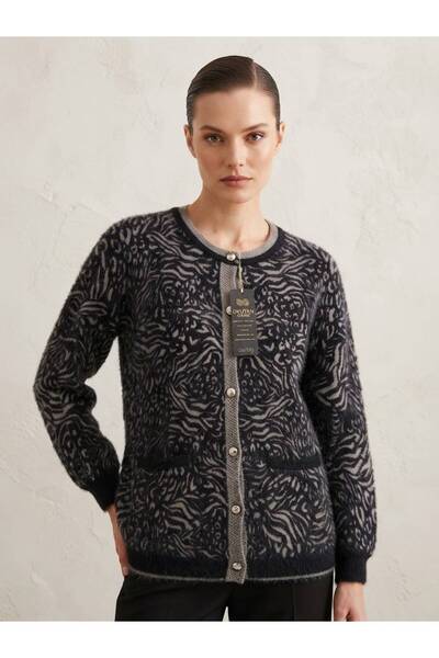AKMAVİ Women's Winter Beaded Wool and Acrylic Cardigan