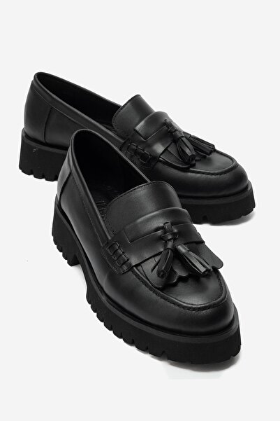 LuviShoes POEN Siyah Cilt Hakiki Deri Püsküllü Kadın Loafer Ayakkabı