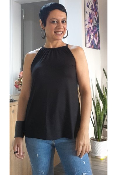 Mertcan Butik تي شيرت أسود بدون أكمام برقبة دائرية وطية أمامية مطوية، مصنوع من قماش الفيسكوز القطني الممشط، خفيف الوزن وفضفاض.