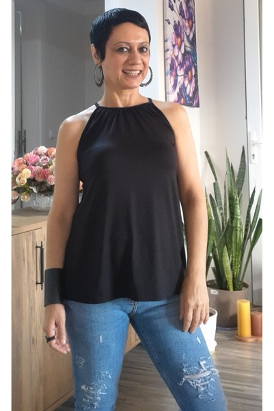 Mertcan Butik تي شيرت أسود بدون أكمام برقبة دائرية وطية أمامية مطوية، مصنوع من قماش الفيسكوز القطني الممشط، خفيف الوزن وفضفاض.
