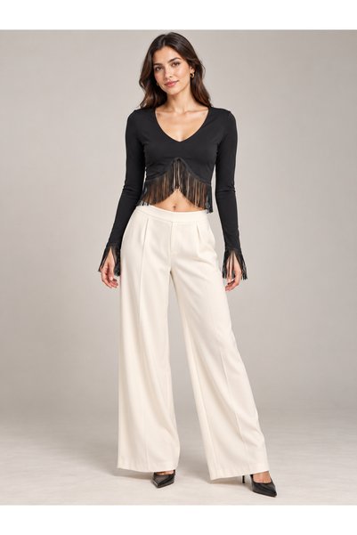 VERYMODA Bluză crop cu decolteu în V, mâneci lungi și detalii cu ciucuri