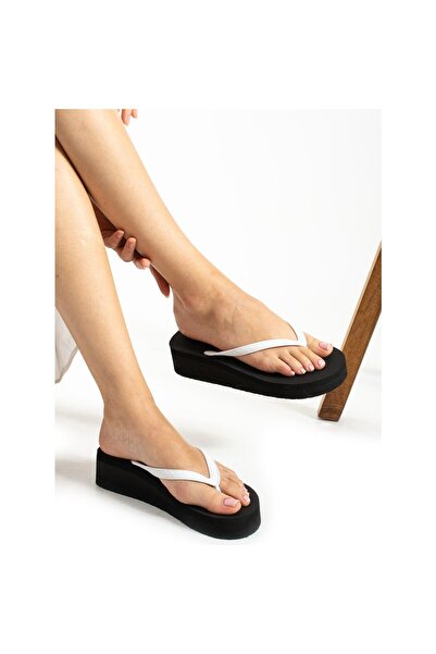 Pamela Siyah Kadın Platform (4,5cm) Parmak Arası Pvc Acıtmaz Havuz Plaj Terlik Flip Flop