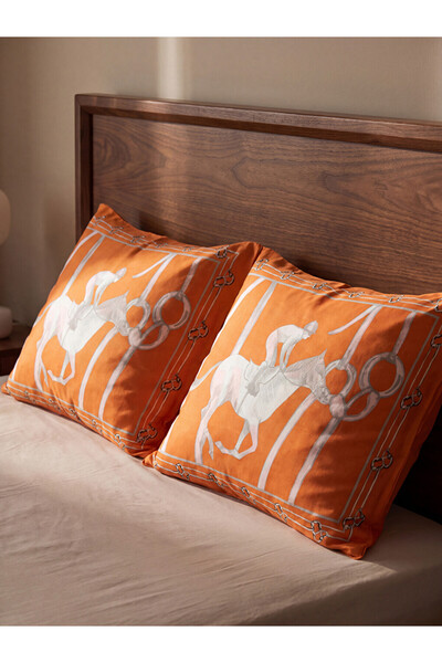 LC Waikiki Rmz Gi̇yi̇m Farkiyla Horse and Jockey Printed Cotton Pillowcase 50...