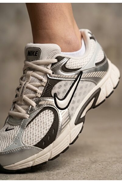 Nike Spor Ayakkabı Sneaker Günlük Kullanım Rahat Taban ve Şık Tasarım V5 RNR