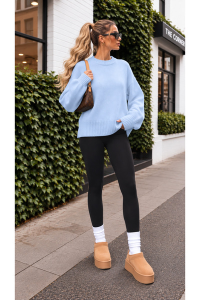 Cherry Butik Crew Neck Loose Sweater