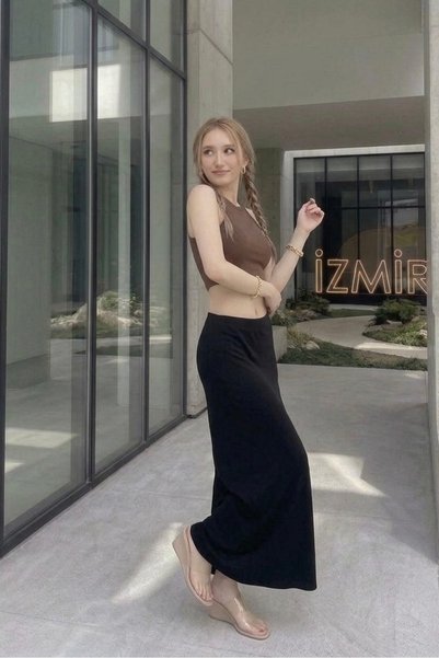 TİLLE Fustă neagră cu volane, lungime 95 cm NEGRU