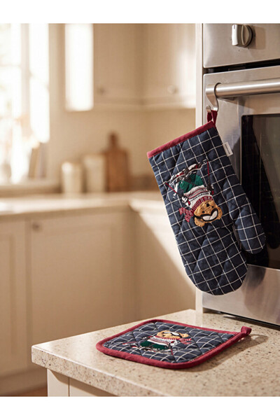 LC Waikiki Rmz Gi̇yi̇m Farkiyla Cute Teddy Bear Printed Oven Mitt and Holder