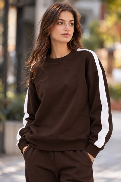 DAXİS Sportwear Company Women's Striped Detail Circular Neck Sweatshirt