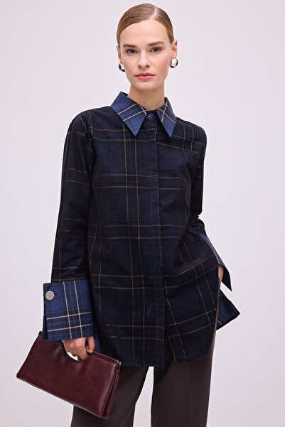 Touché Privé Velvet Shirt with Wide Cuffs