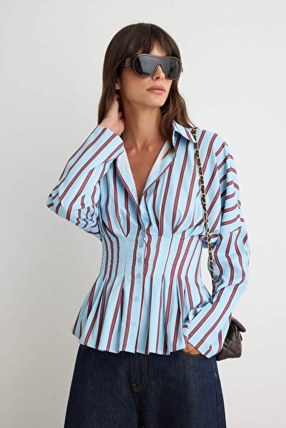 Trendyol Collection قميص ليكرا مخطط متعدد الألوان باللون البني الداكن يناسب ا...