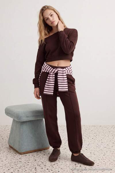 Trendyol Collection Brown Relaxed/Casual Fit Asymmetric Collar Elasticized Le...
