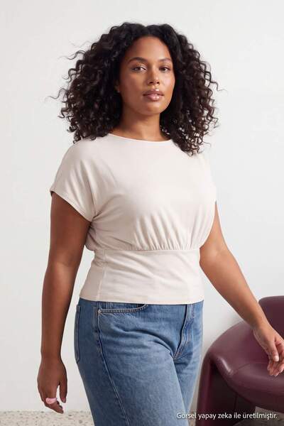Trendyol Curve Ecru Fitted/Asymmetrical Collar Short Sleeve Soft Knitted Plus...