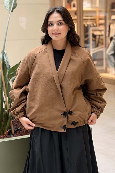 Ghisa V-Neck Front Ribbon Buttoned Jacket