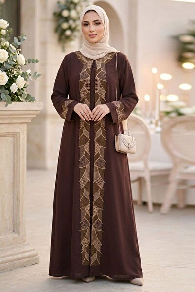 Neva Style عباءة حجاب بنية اللون مع حزام وتطريز هندسي 29142KH