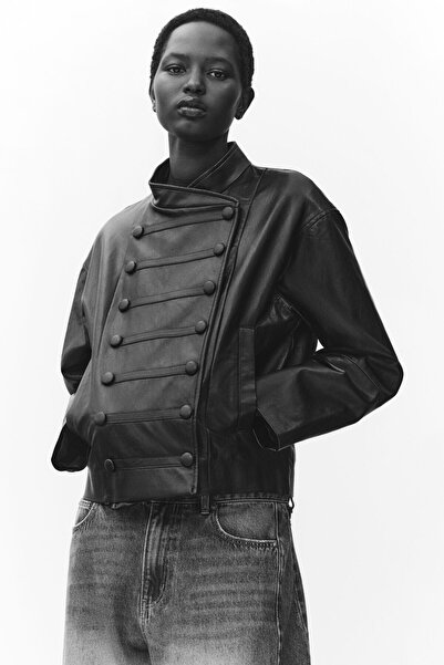H&M Düğme Detaylı ve Kaplamalı Ceket