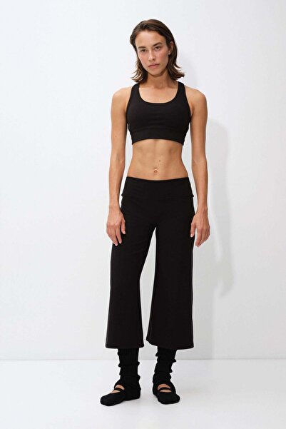 H&M Medium Support Sports bra with SoftMove™