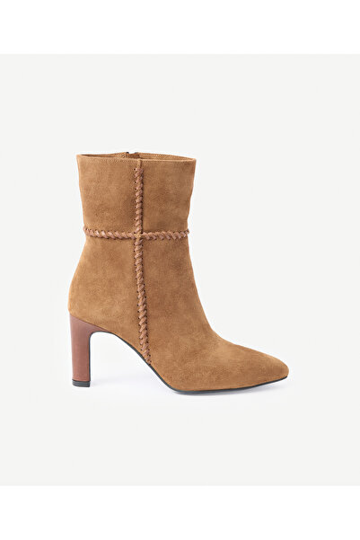Yargıcı Suede Heeled Boots with Stitching Detail