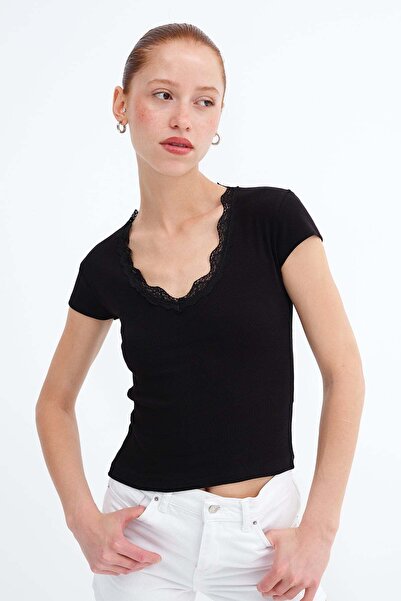 Addax Dantel Detaylı T-shirt P9033