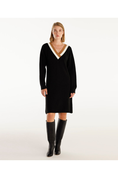Yargıcı V-Neck Knitwear Dress