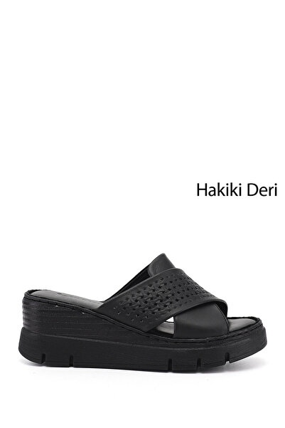 GÖNDERİ(R) Kadın Siyah Dolgu Topuklu Hakiki Deri Terlik