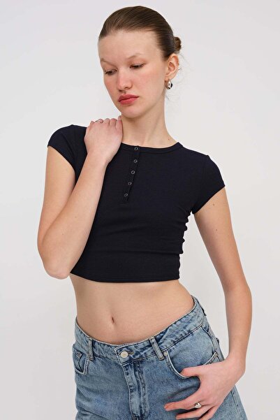 Addax Yakası Çıtçıtlı Modal T-shirt P0346