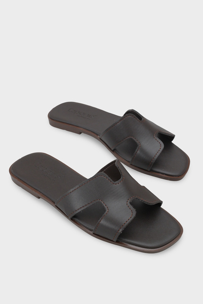 Capone Outfitters Γυναικείες παντόφλες Skin Halsey