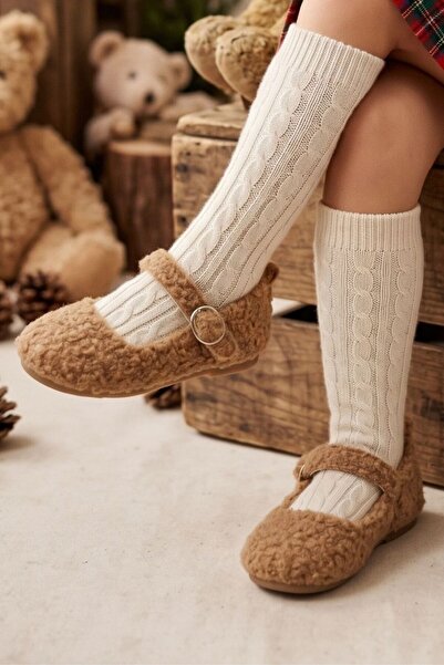 Le Mabelle Brown Plush Teddy Girls' Shoes